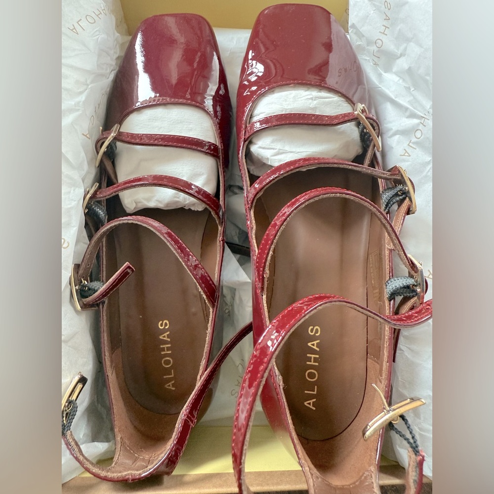 ALOHAS Burgundy Multi-Strap Flats - US 7 - Picture 8 of 14
